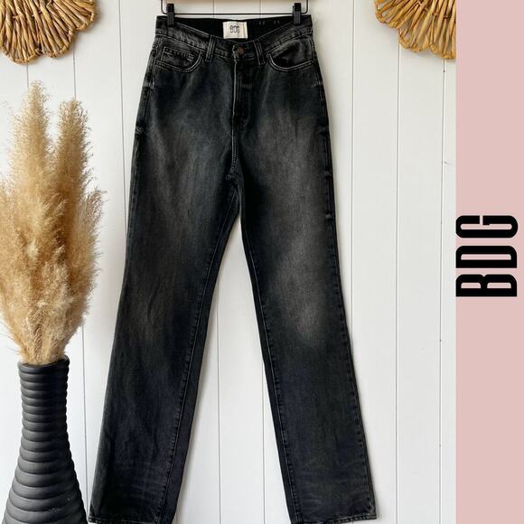 Urban Outfitter BDG jeans high rise Mom jean denim pants - Picture 3 of 7